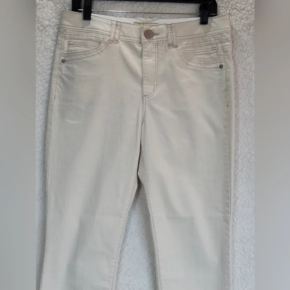 Democracy Women's Cream Skinny Jeans Size 10 - Picture 3 of 10